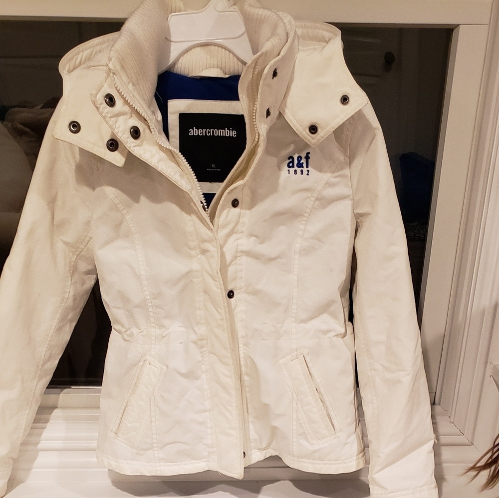 Girl's coat
